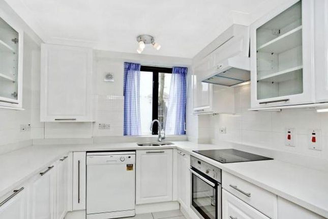 Flat 1 Florence House (Gnd/1st Floor), 33-37, Palace Gate, London photo 2