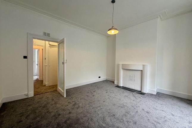 Ground Floor Right, 275 Union Grove, Aberdeen, AB10 6TA, Aberdeen photo 3
