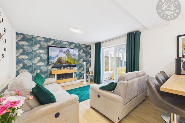 89, Eastern Avenue, Cornwall photo 2