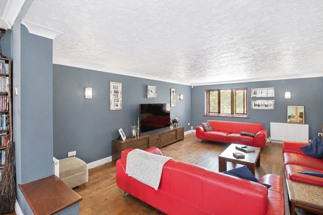 20, Harvest End, Colchester photo 3