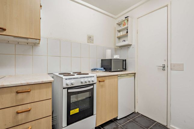 99, Bembridge, Telford photo 4