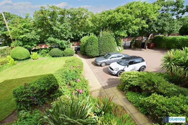 8, Blundellsands Court, 6 Blundellsands Road West, Liverpool photo 2