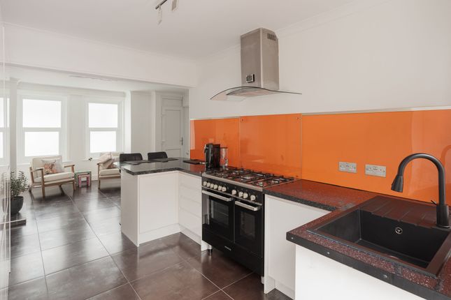 33 Rugby Place, Brighton photo 4