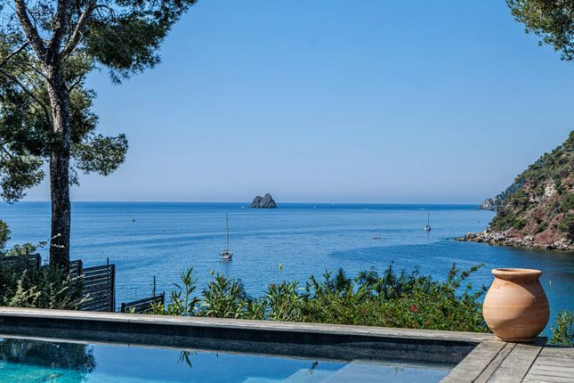 Villa for sale in La Seyne Sur Mer, Provence Coast (Cassis To Cavalaire), Provence - Var