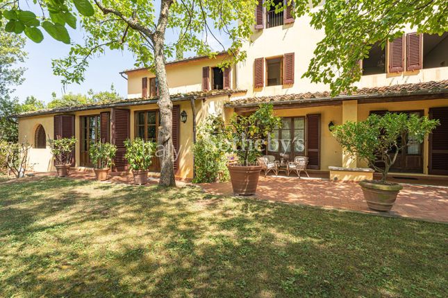 Villa for sale in Via Dante Alighieri, Pescia, Toscana