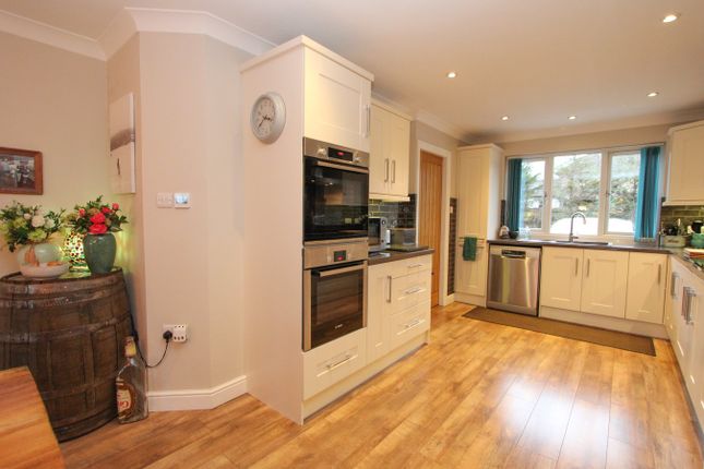 56, Lark Rise, Yate photo 4