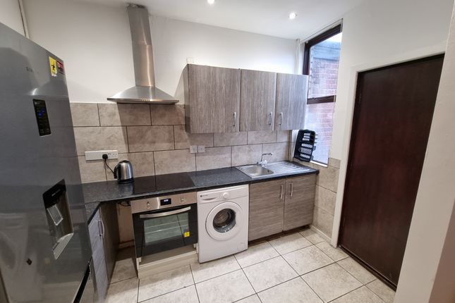 7, Fareham Road, LIVERPOOL photo 4
