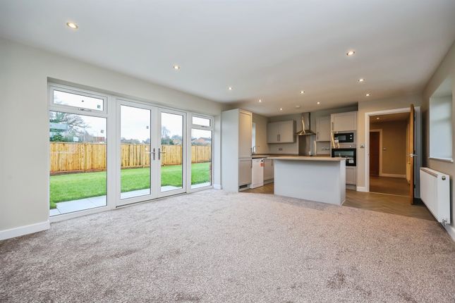5, Roberts Lane, Nottingham photo 2