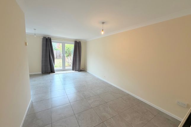 26a, Didcot photo 2