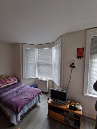 Studio for sale in Britannia Road, Ilford