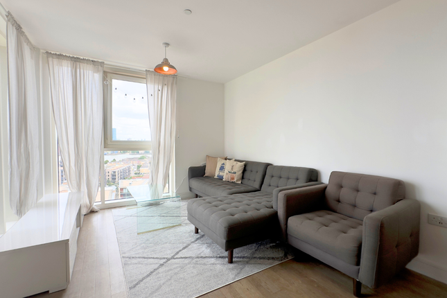 Thumbnail Flat for sale in Flat 47, Oslo Tower, London