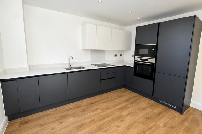 8 Haddington Court, Herne Bay photo 2