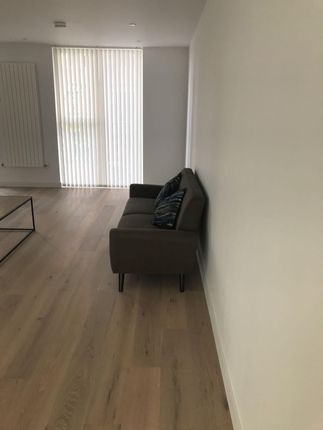 Thumbnail Town house to rent in Royal Crest Avenue, London