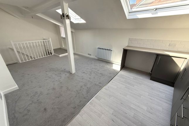 Coachmans Cottage, Rolle Street, Exmouth photo 3
