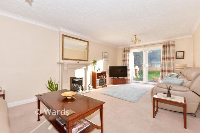 7, East Northdown Close, Margate photo 4