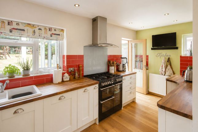 26, Southlands, East Grinstead photo 3