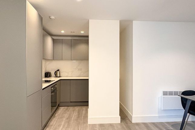 New Horizons Court, Brentford photo 2