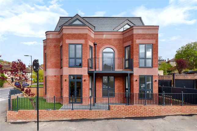 Flat for sale in Forest Hill Road, Forest Hill