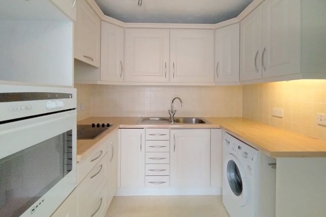 523, Uxbridge Road, Pinner photo 4
