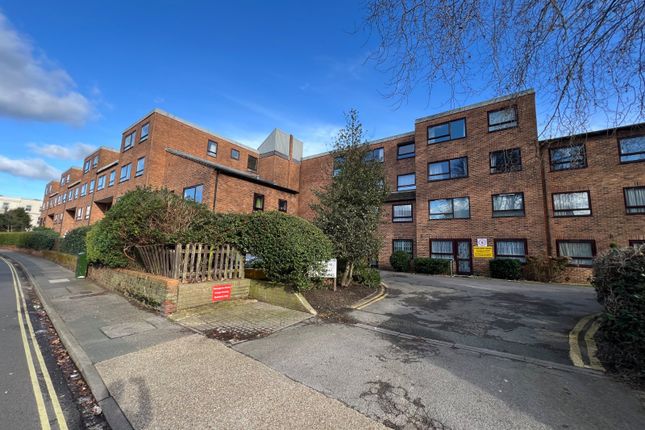 Flat for sale in Grove Road North, Southsea