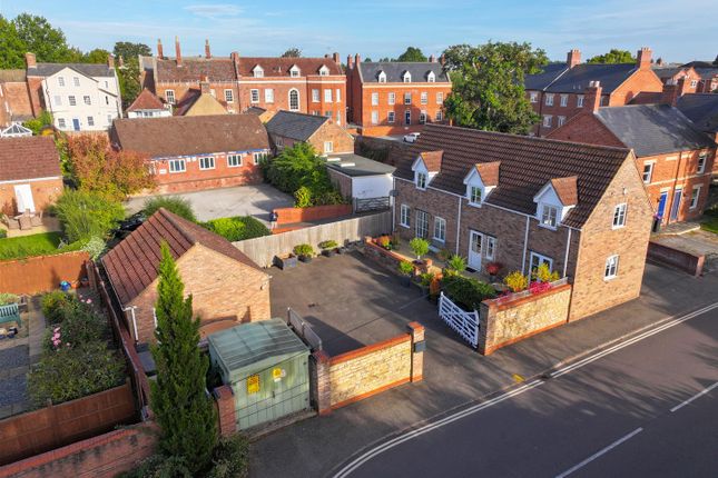 3-bed detached on Stables Cottage, Holland Road, Spalding, £310,000