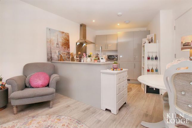 Flat for sale in New Writtle Street, Chelmsford