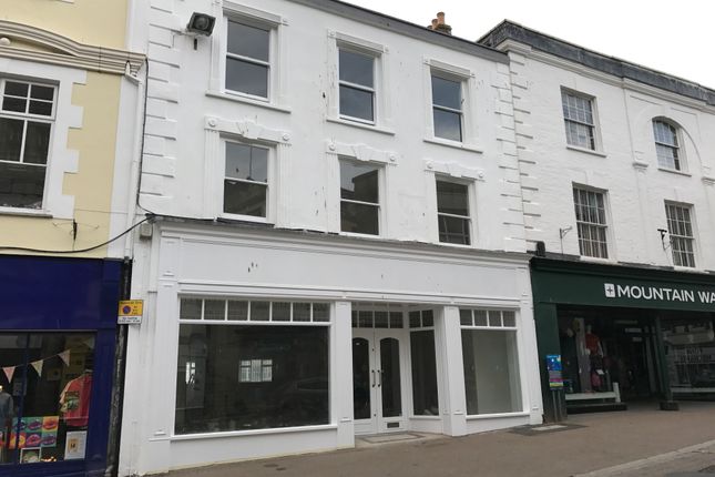 Retail premises to let in Market Street, Falmouth