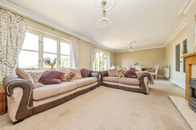 8, School Road, Harwich photo 2