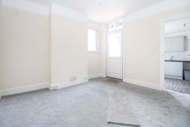 25, Bower Street, Bedford photo 3