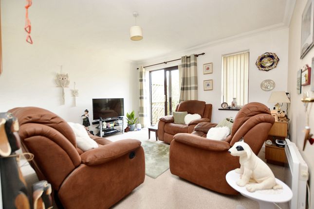 6 Meridian Court, Ashford photo 4