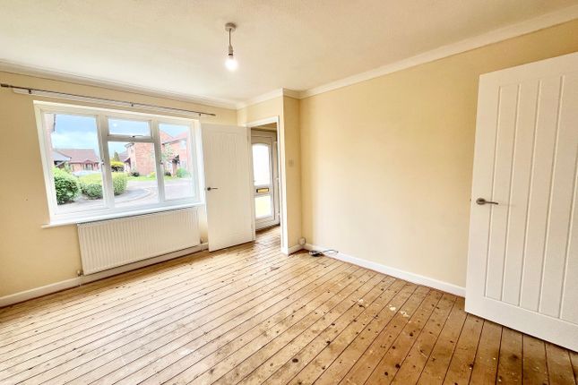 22, Lavender Grove, Bishops Hull, Taunton photo 2