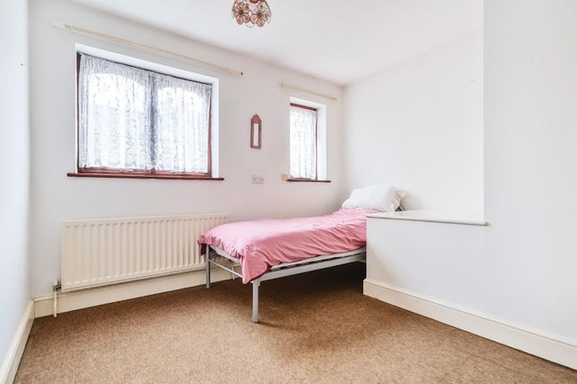 End terrace house for sale in Holborough Road, Snodland, Kent