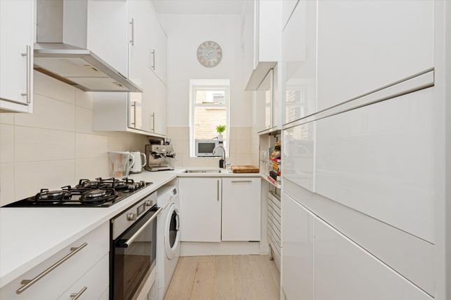 22, Cavendish Road, London photo 4