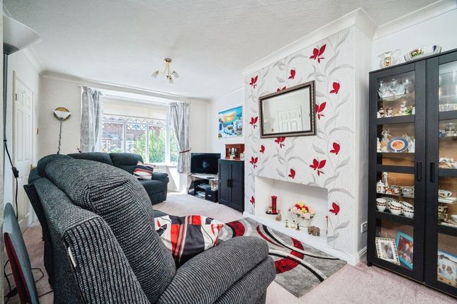 4, Howard Grove, Grimsby photo 4