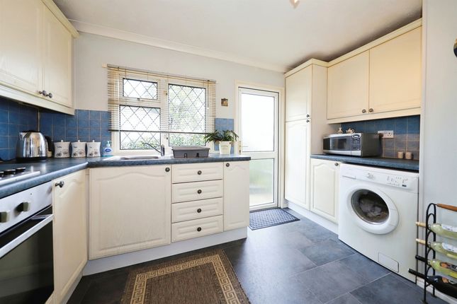 Mobile/park home for sale in Earls Ditton Lane, Hopton Wafers, Kidderminster