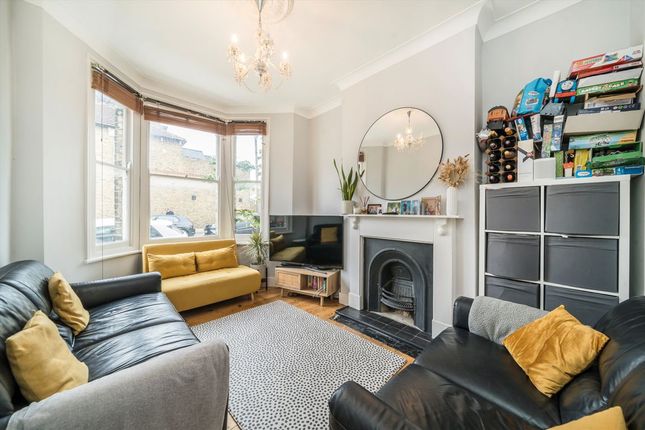 9, Graveney Road, London photo 3