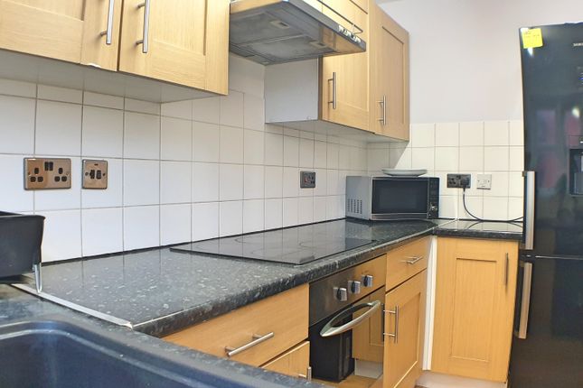 Flat to rent in Caravel Close, Docklands, Canary Wharf