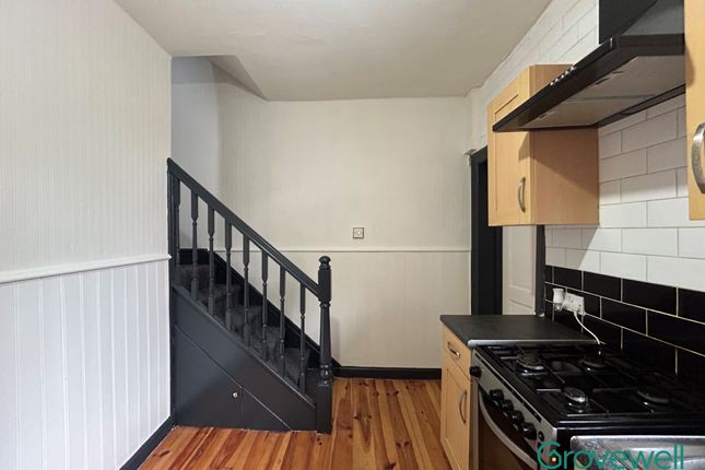 119a Crab Lane, Manchester photo 5