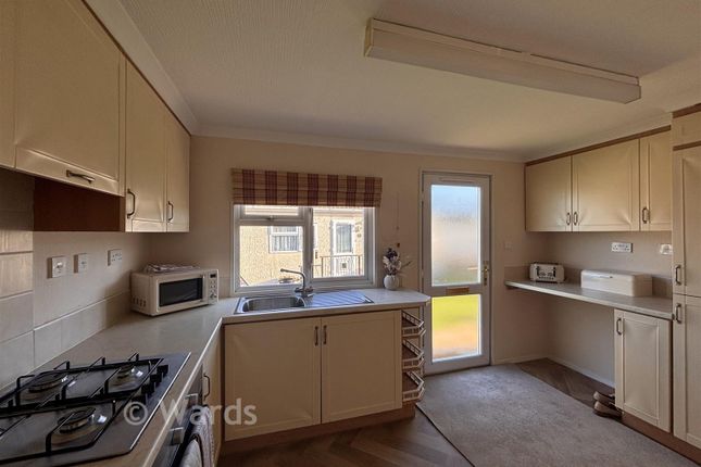 2-bed caravan on Kaysland Park, London Road, Sevenoaks, £180,000