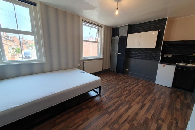 Room 5, 33, Everton Road, Somerset photo 4