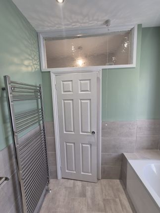 9, Holt Street, Rossendale photo 3