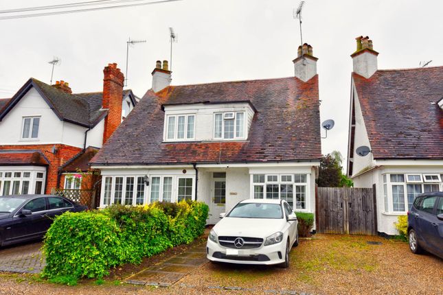 Thumbnail Semi-detached house to rent in Northfield Road, Lower Shiplake, Henley-On-Thames