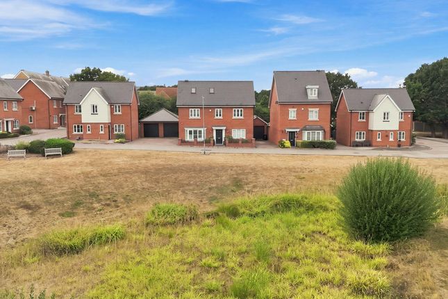 6, Reeds Close, Basildon photo 3