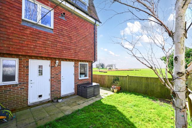 19, Western Barn Close, East Sussex photo 4