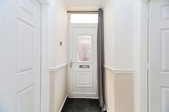 25, Hampton Gardens, Cheshire photo 4