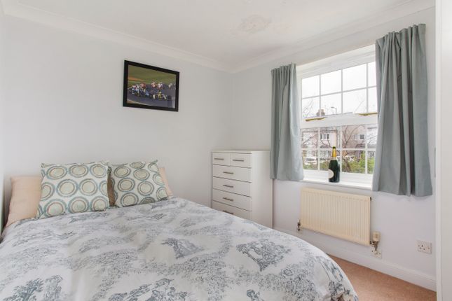 Terraced house for sale in London Road, Hertford Heath