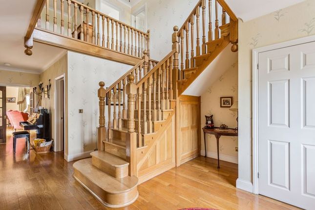 The Orchard, Mill Road, Marlow photo 3