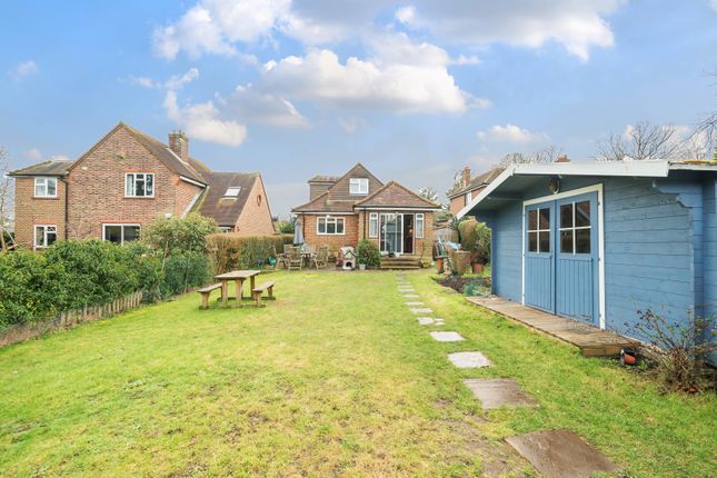 Thumbnail Bungalow for sale in Ongar Close, Rowtown