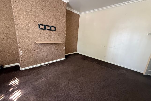 64, Rochester Street, Bradford photo 4