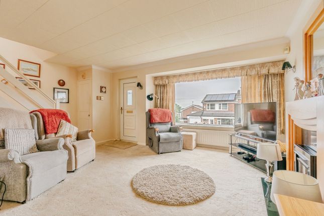 39, Fairways Drive, Lancashire photo 3